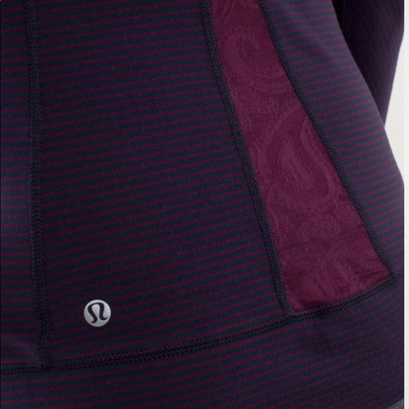 Excellent Condition 9/10 Lululemon Full Tilt LS - Picture 14 of 14